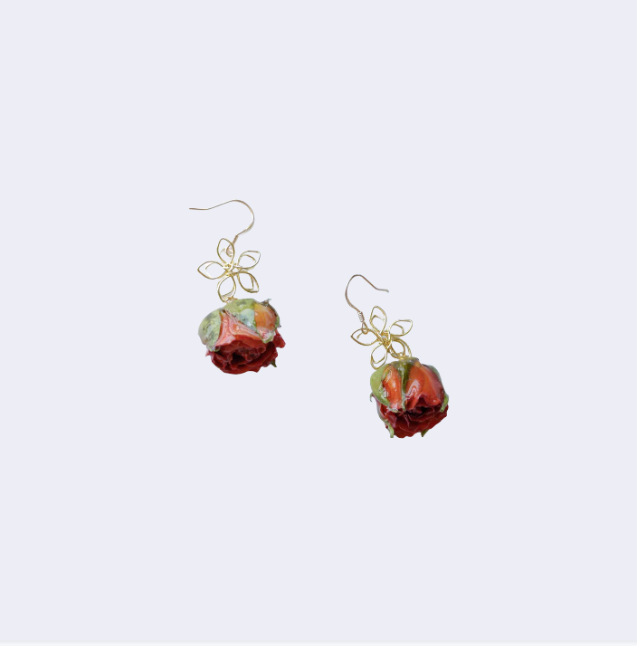TAOÉ Rose in Bloom Earrings – Real Rosebuds, Handcrafted with Grace