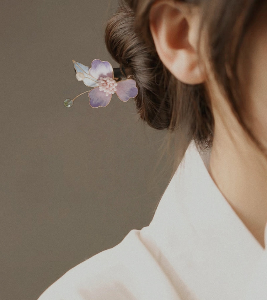 TAOÉ Oriental Style Ronghua Hairstick in Ebony · Intangible Heritage Bloom-Elegantiae-Amethyst Petal